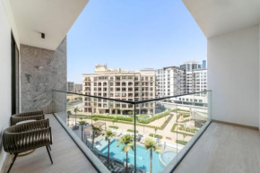Luxurious 1 Bedroom Retreat with pool gym and game